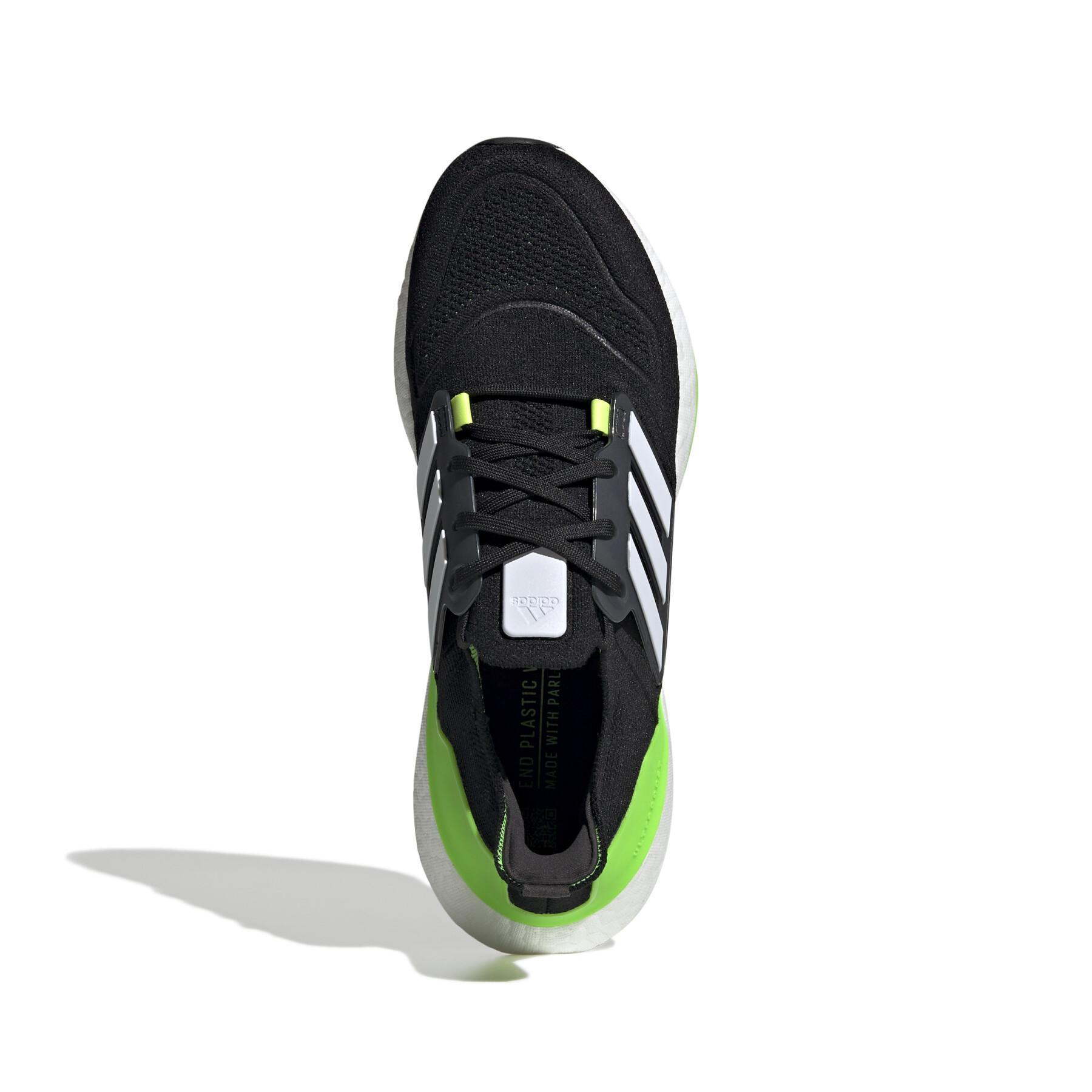 Scarpe running Adidas UltraBoost 22