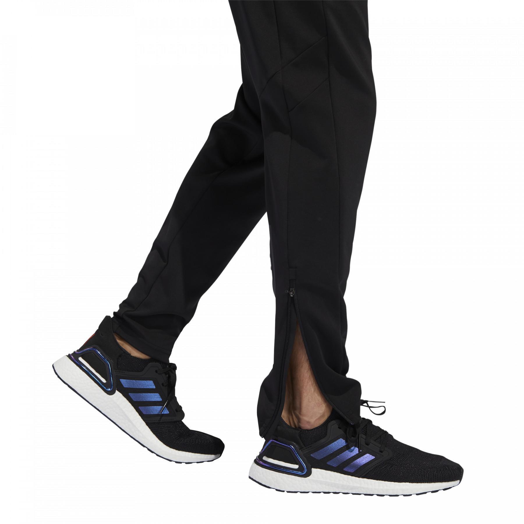 Pantaloni adidas Own the Run Astro