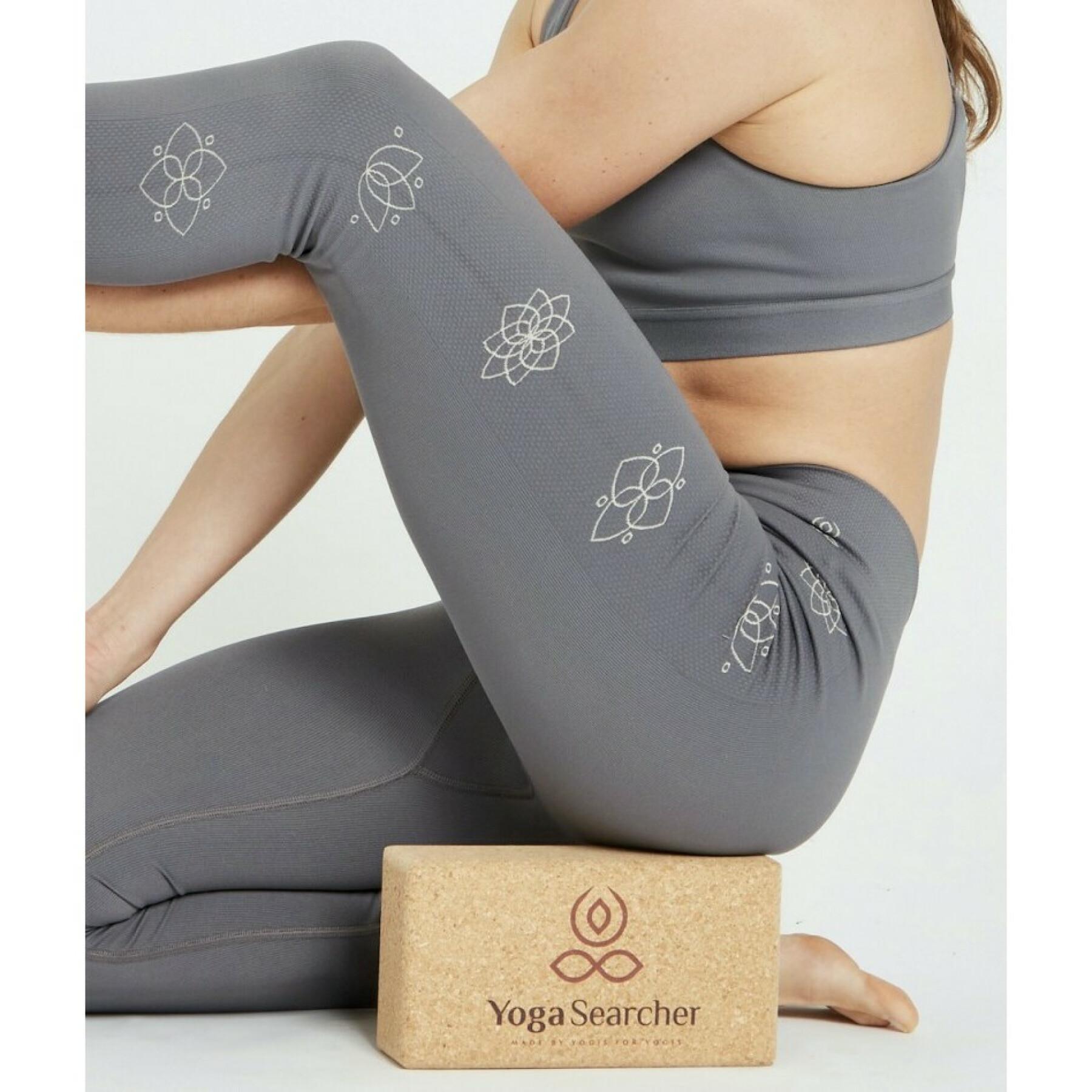 Mattone Yoga Yoga Searcher Logo Block