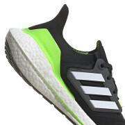 Scarpe running Adidas UltraBoost 22